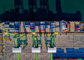 Spedycja – kluczowa gałąź współczesnej gospodarki globalnej